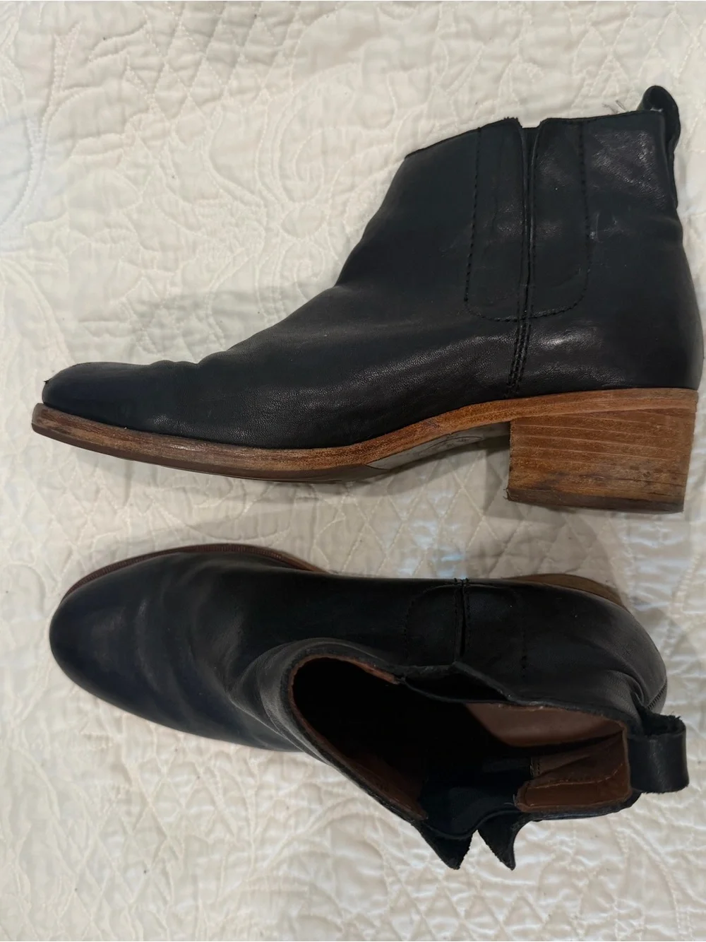 N/A classic black
